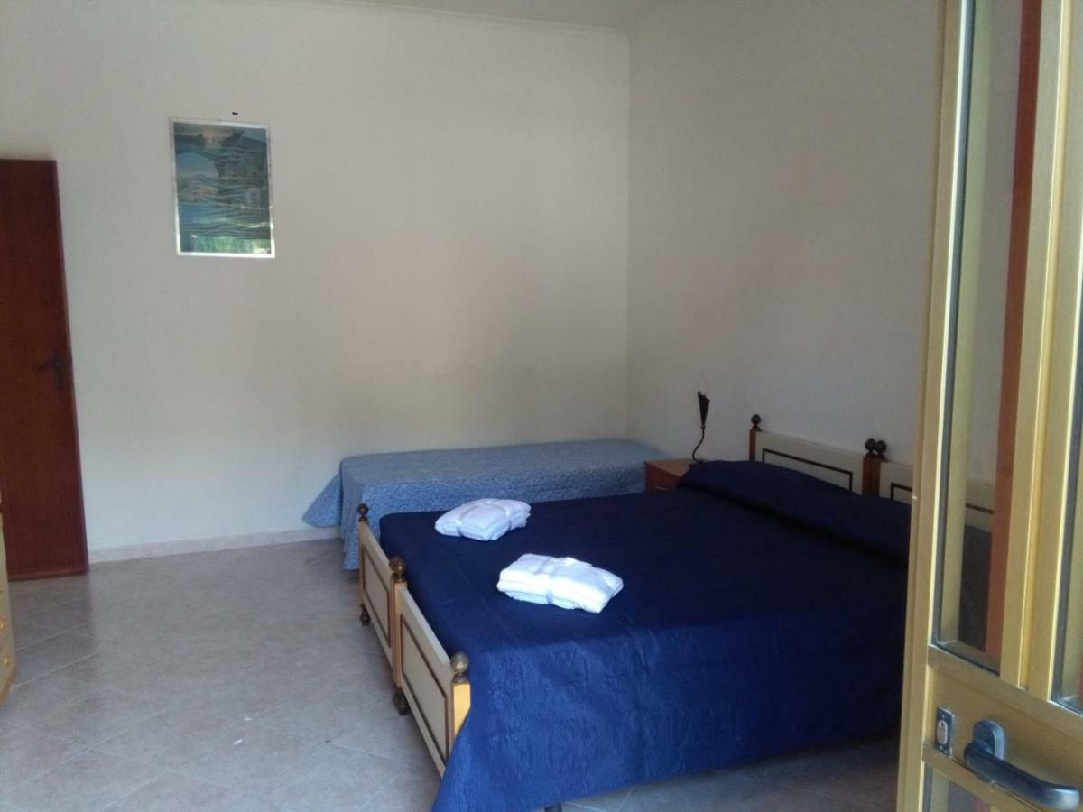Mary&Bi Apartment Scalea Bagian luar foto