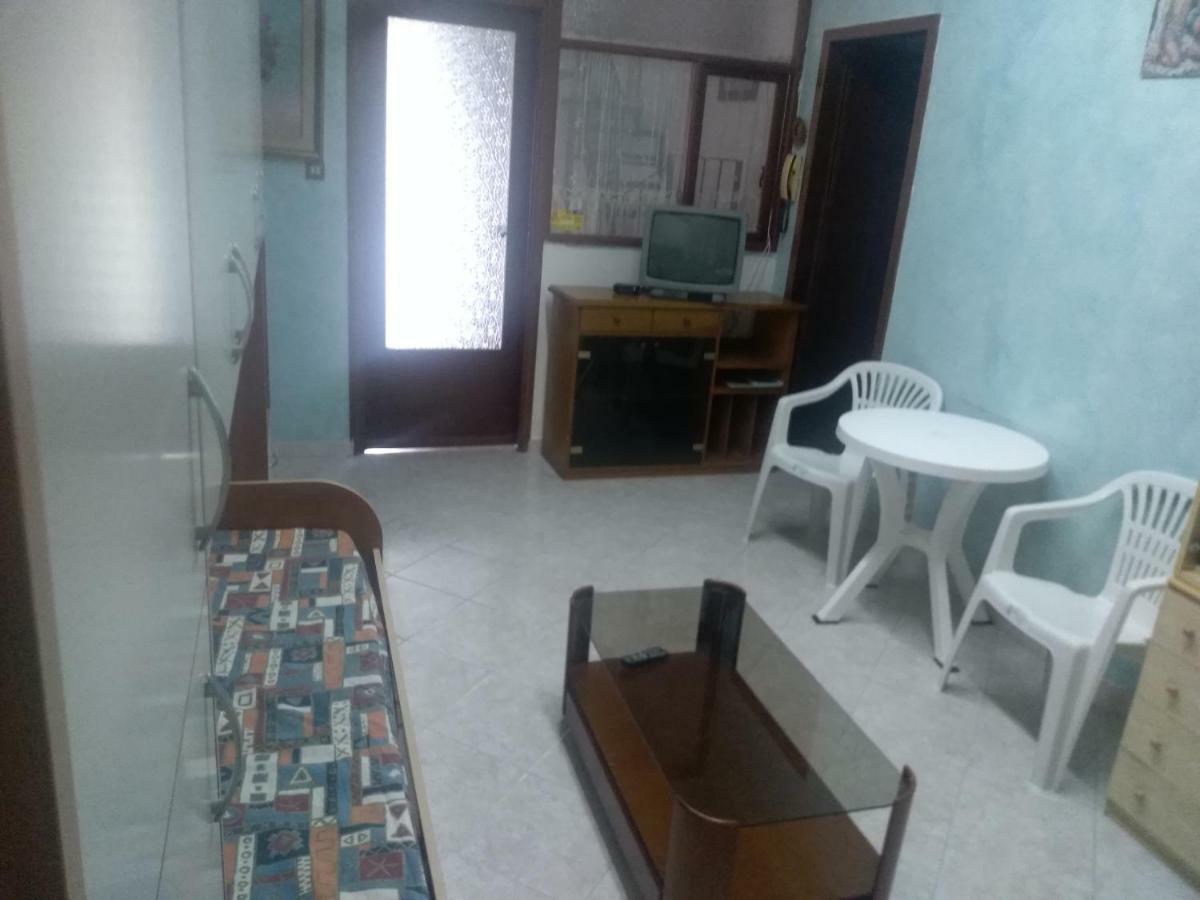 Mary&Bi Apartment Scalea Bagian luar foto